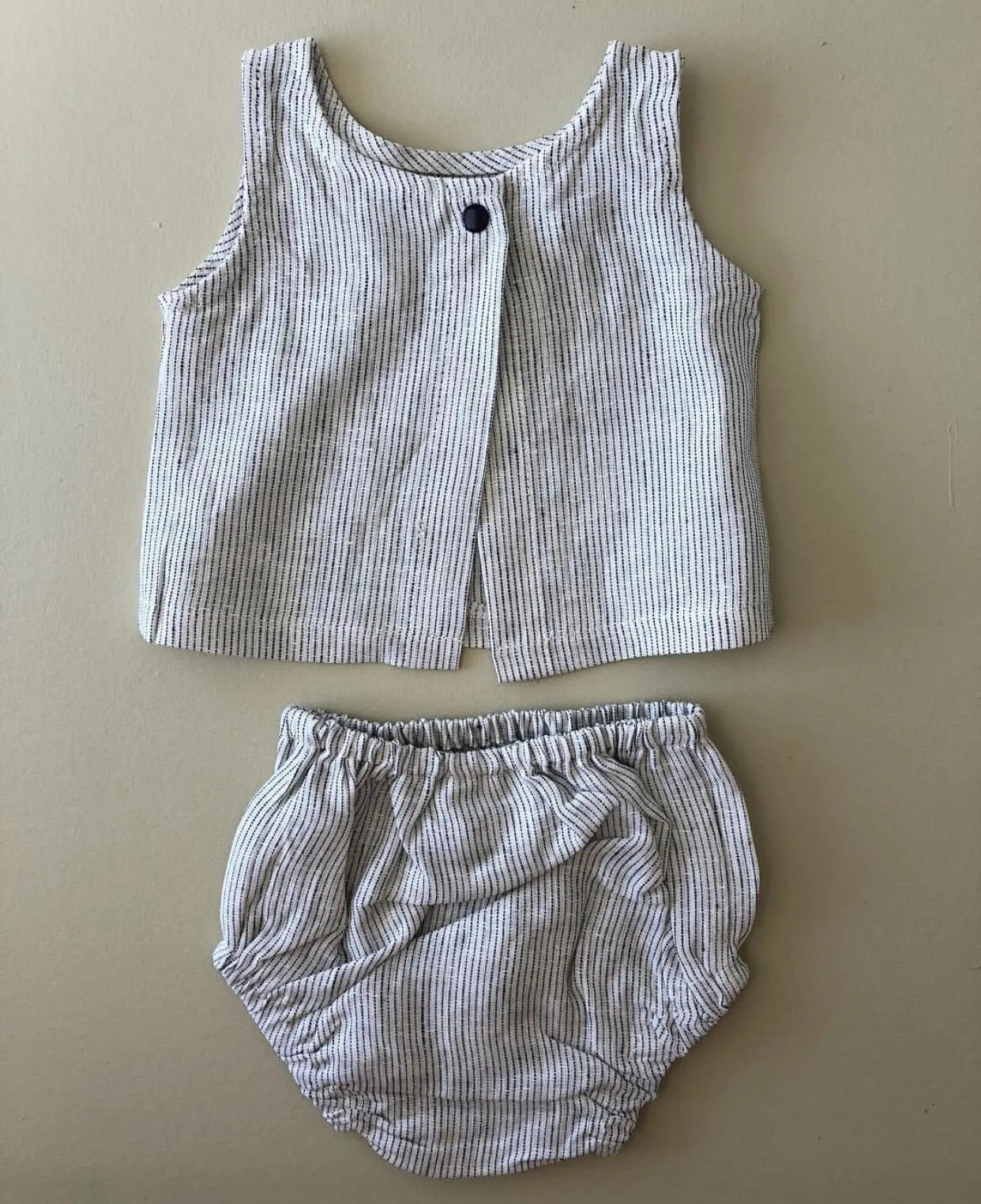 Baby Beach Stripe linen set