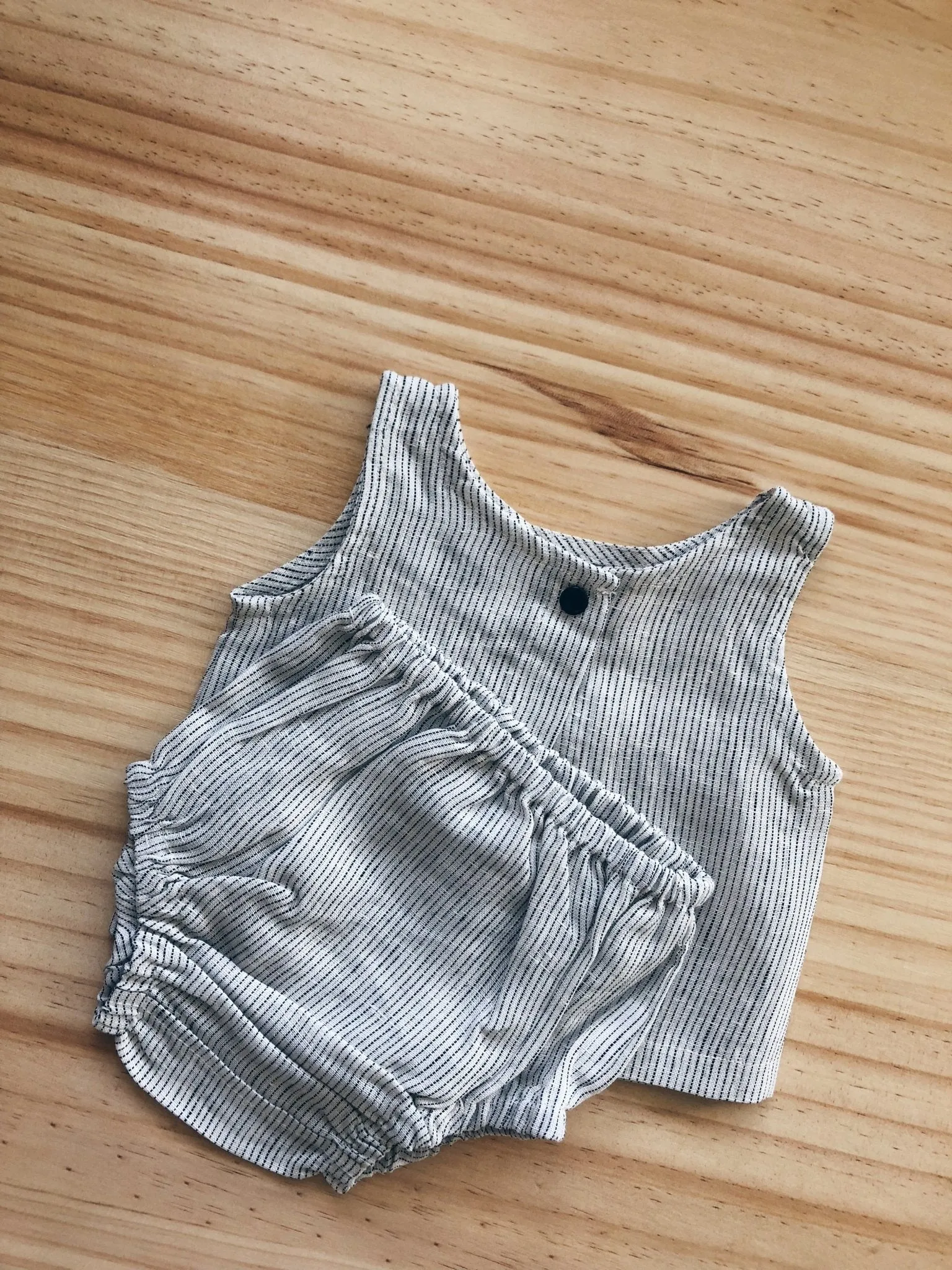 Baby Beach Stripe linen set