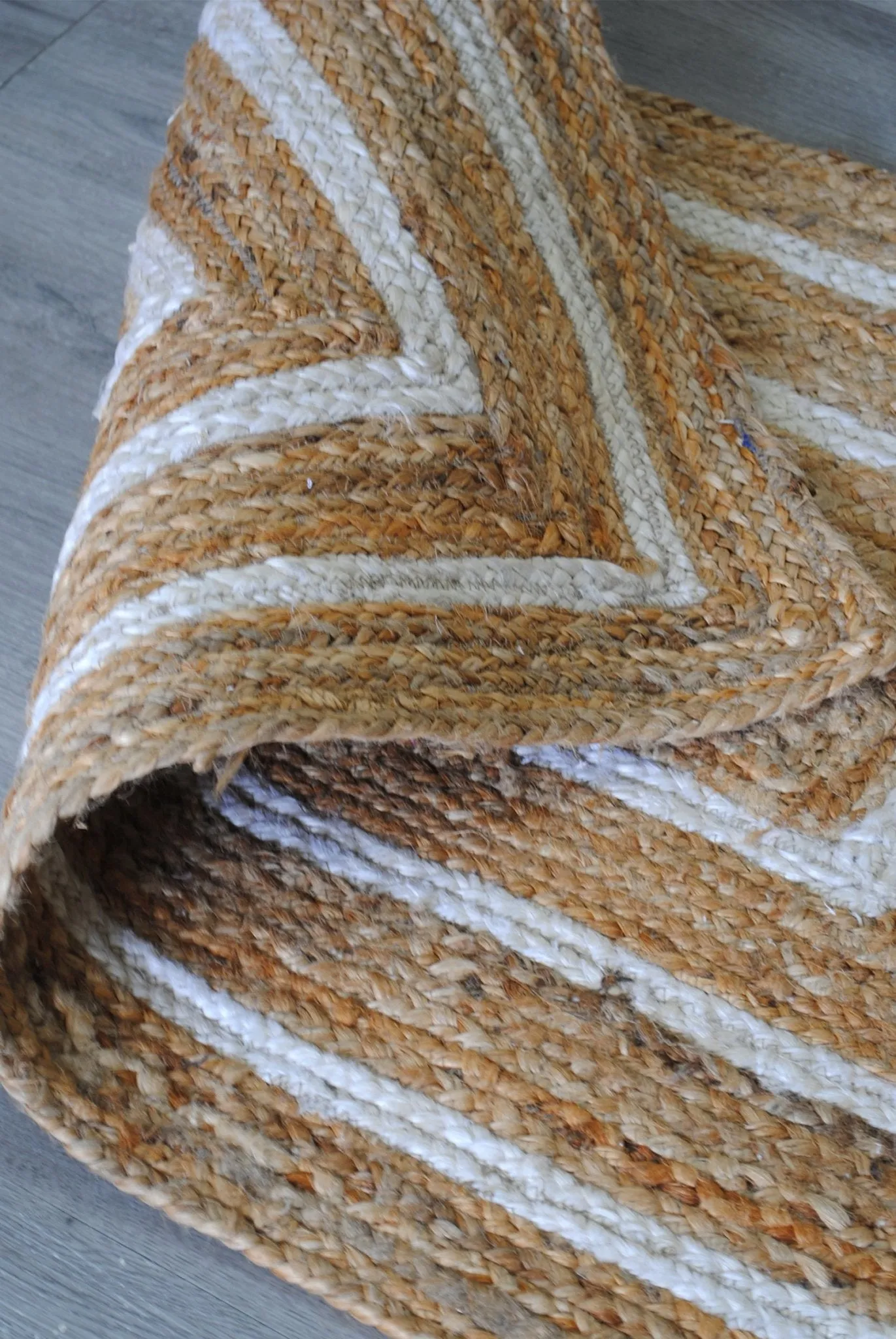 BRETON - JUTE  BRAIDED  RUG
