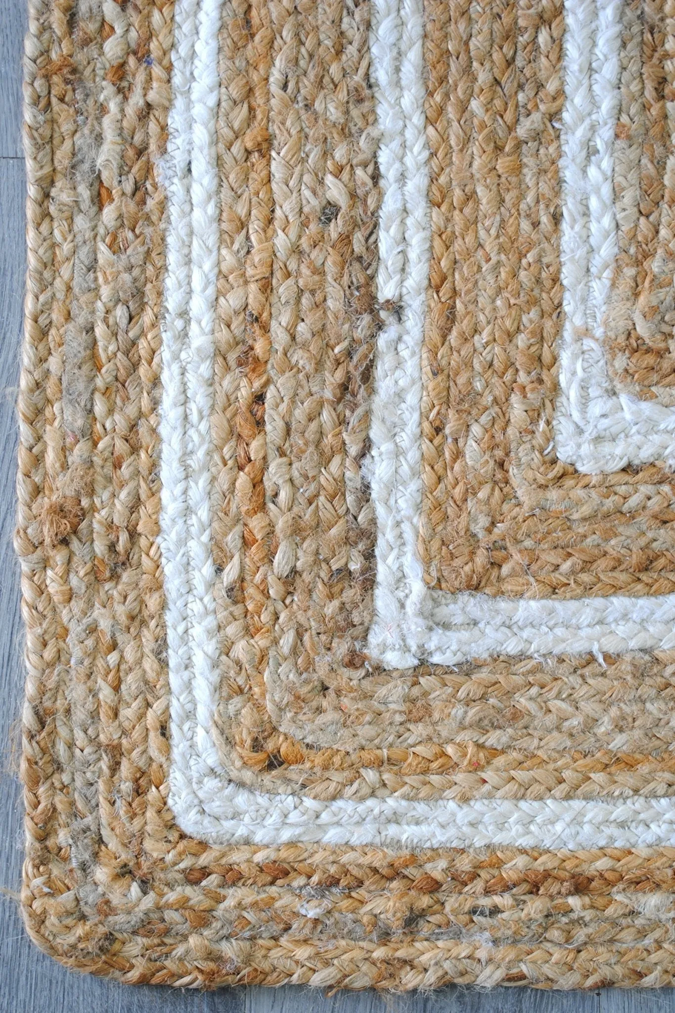 BRETON - JUTE  BRAIDED  RUG