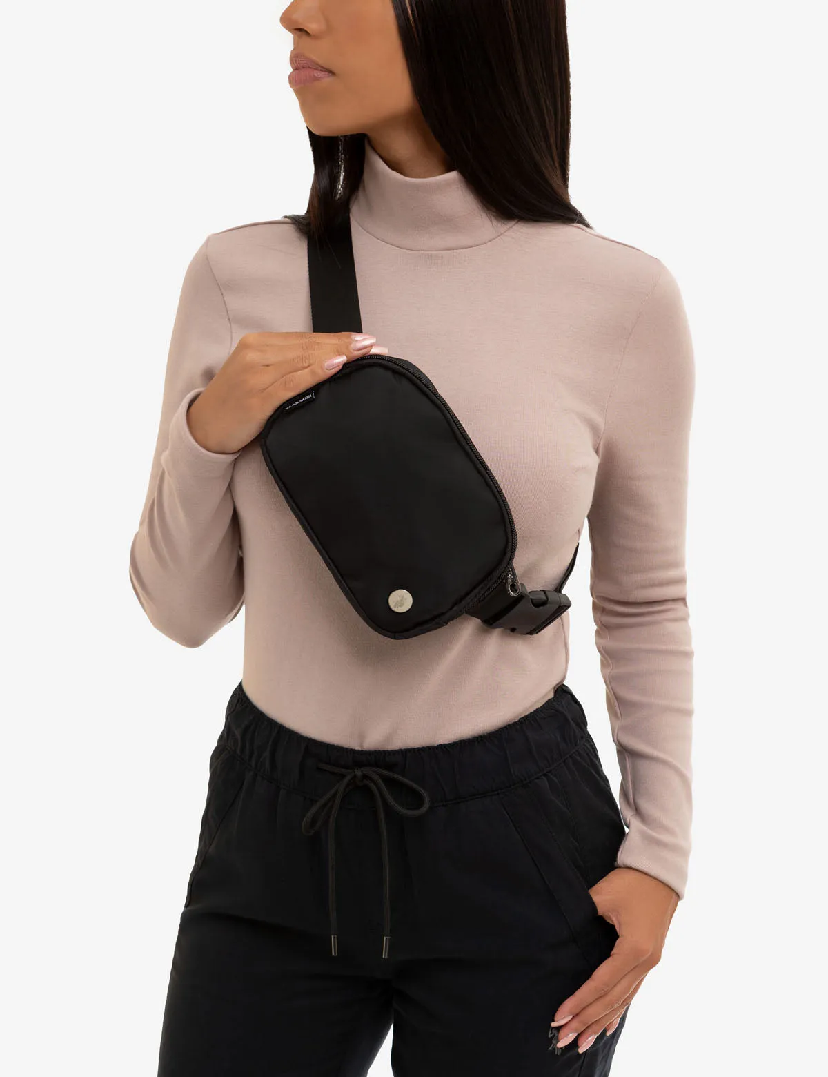 CLASSIC ZIP BELT BAG