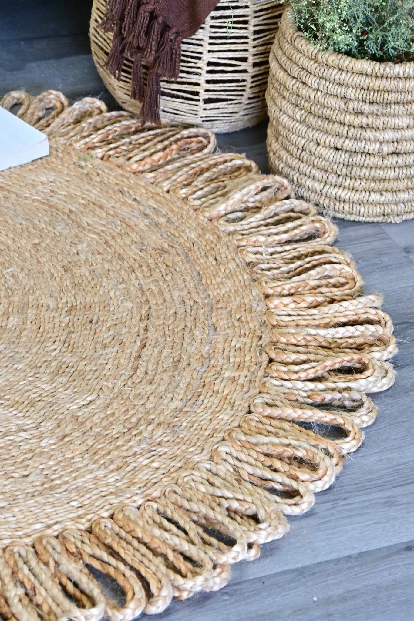 DESIRE  -  ROUND JUTE RUG