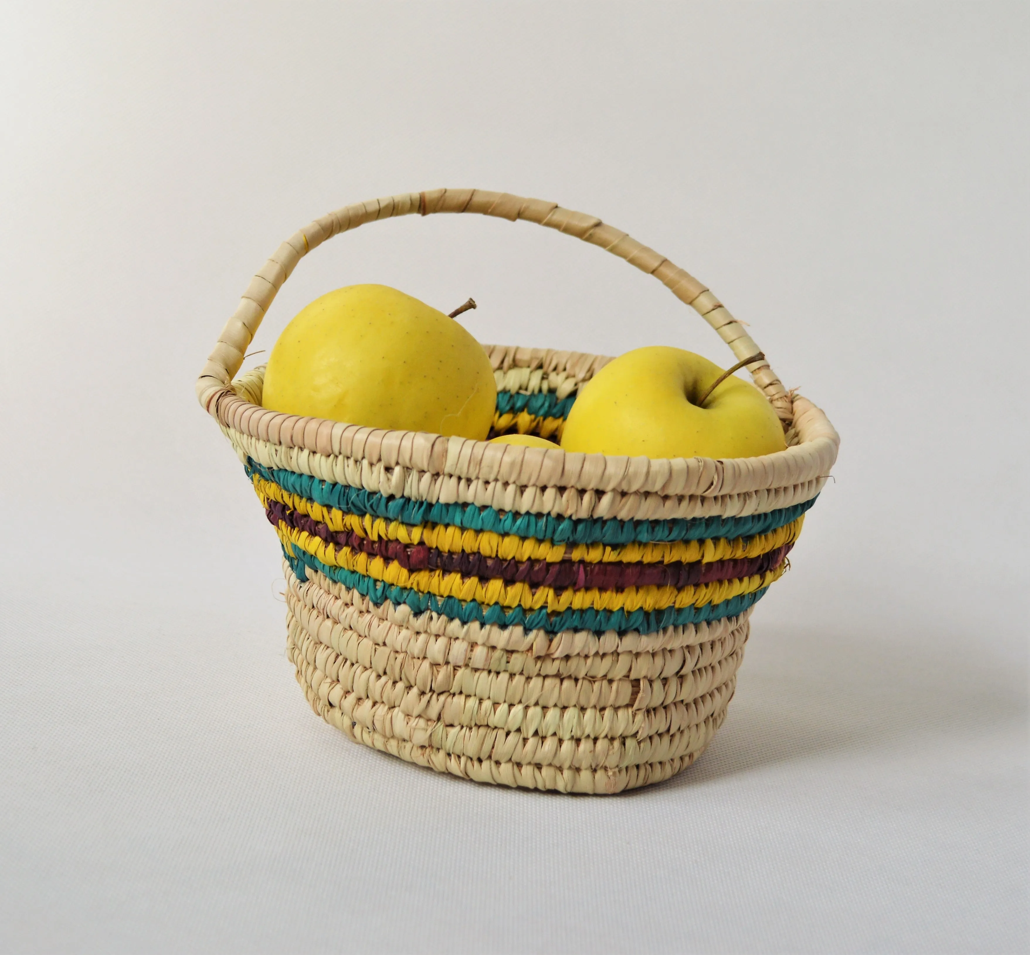 Fruit basket with handle, Organic straw bowl from Egyptian palm leaves