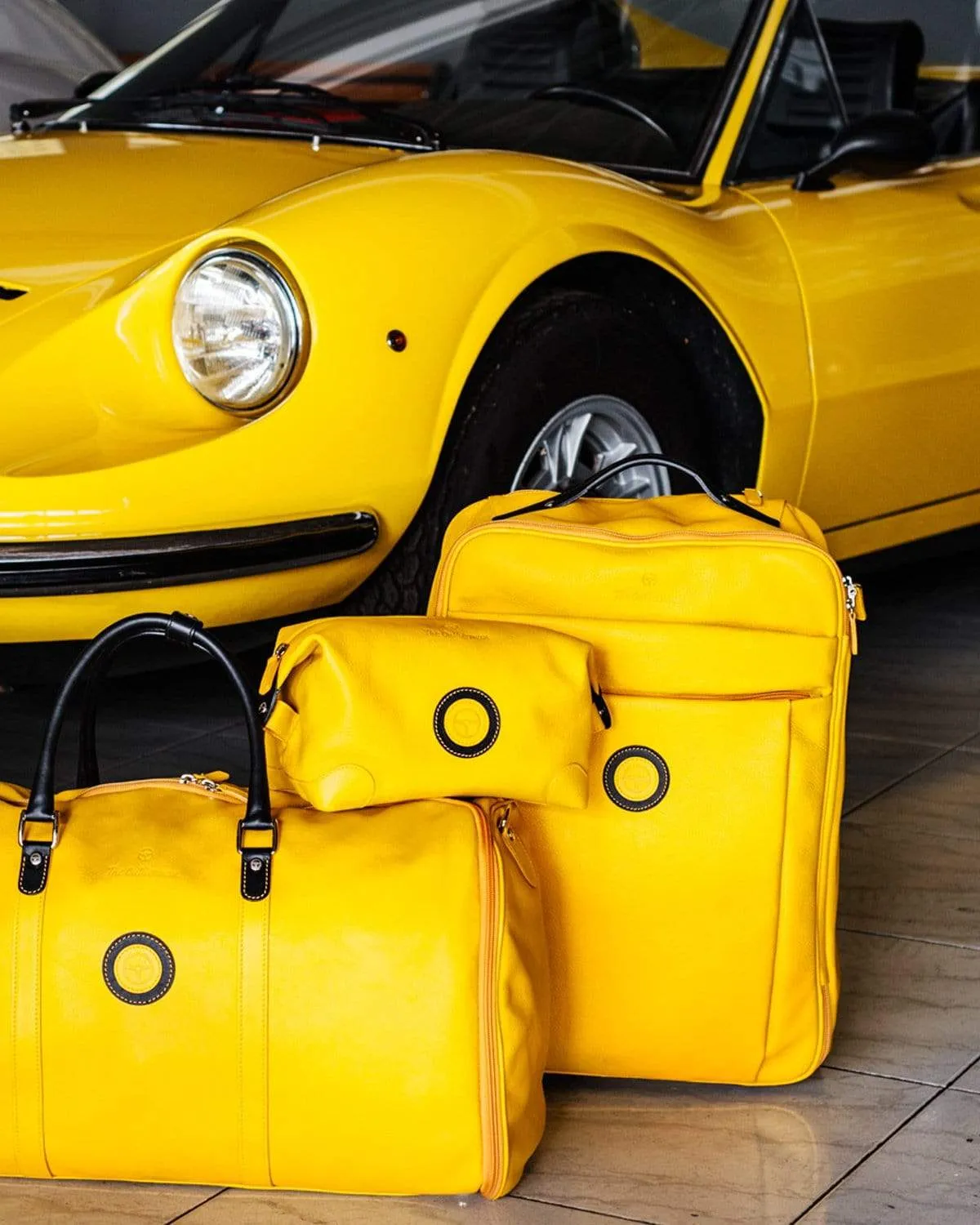 GLOBETROTTER - Full-grain Leather Trolley Bag - Yellow/Black