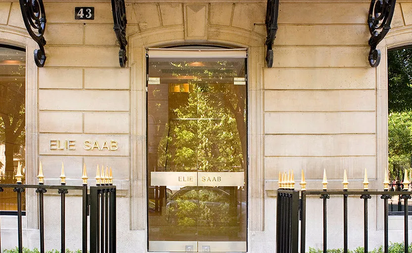 <i>Ready-to-Wear </i>In-Boutique Appointment