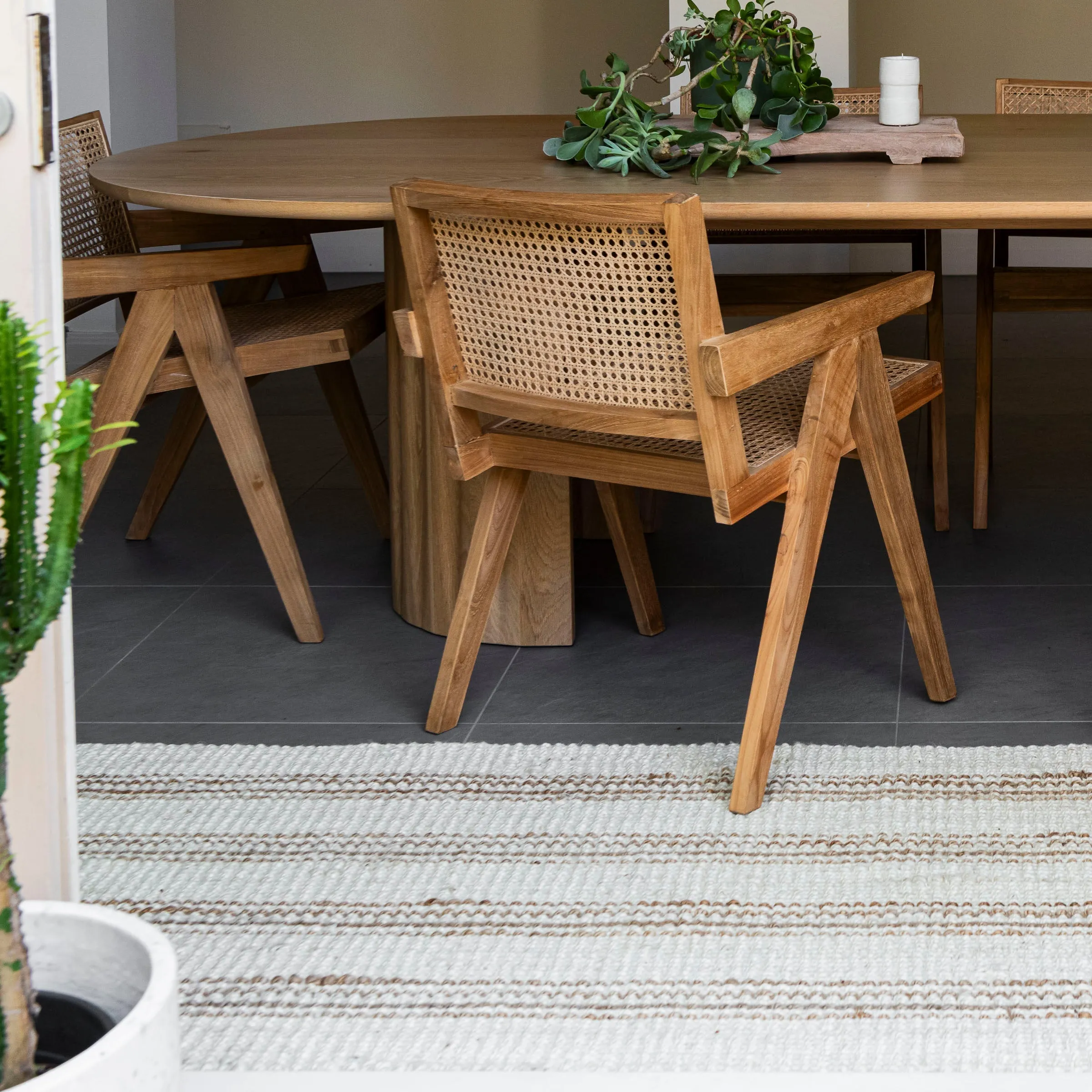 Ossie Rug/Runner | White With Natural Stripe