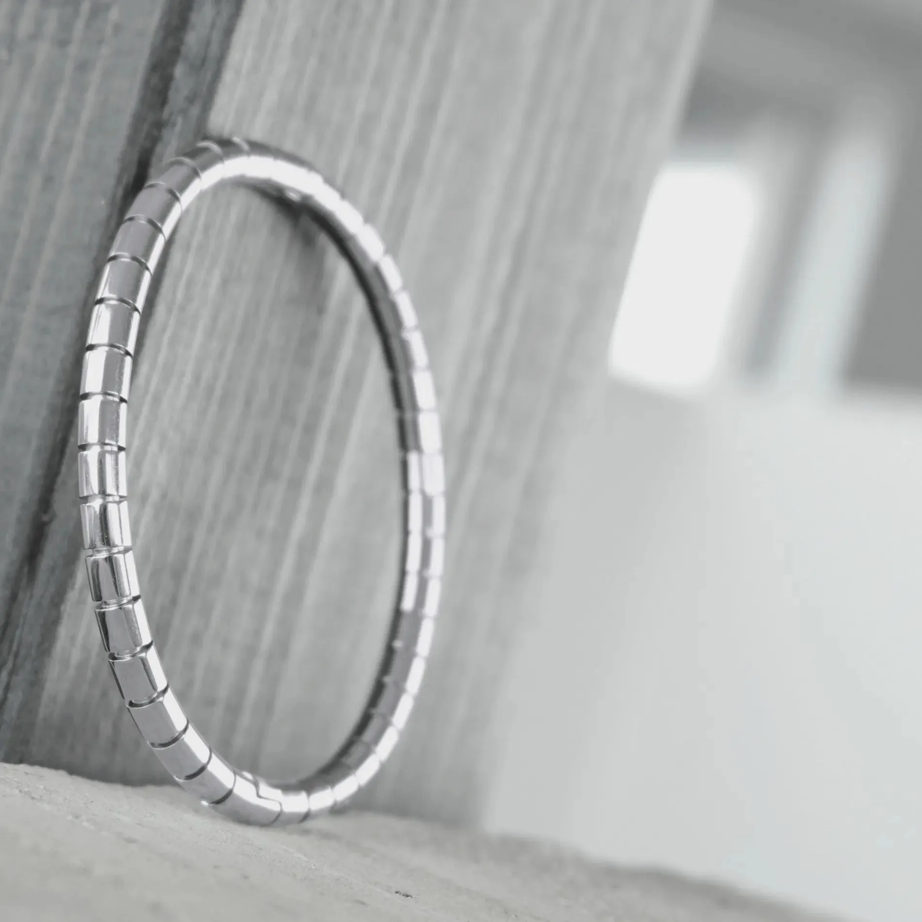 Passion Waterproof Cylinder Bangle Bracelet Silver Plating