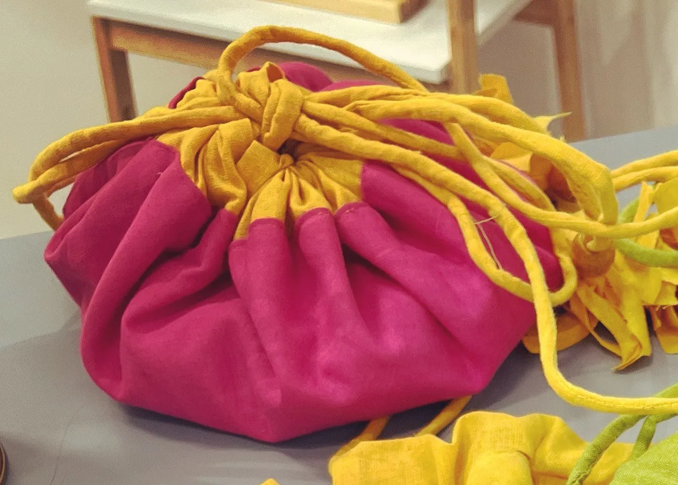 Sundari Make-up bag, pink - Wholesale
